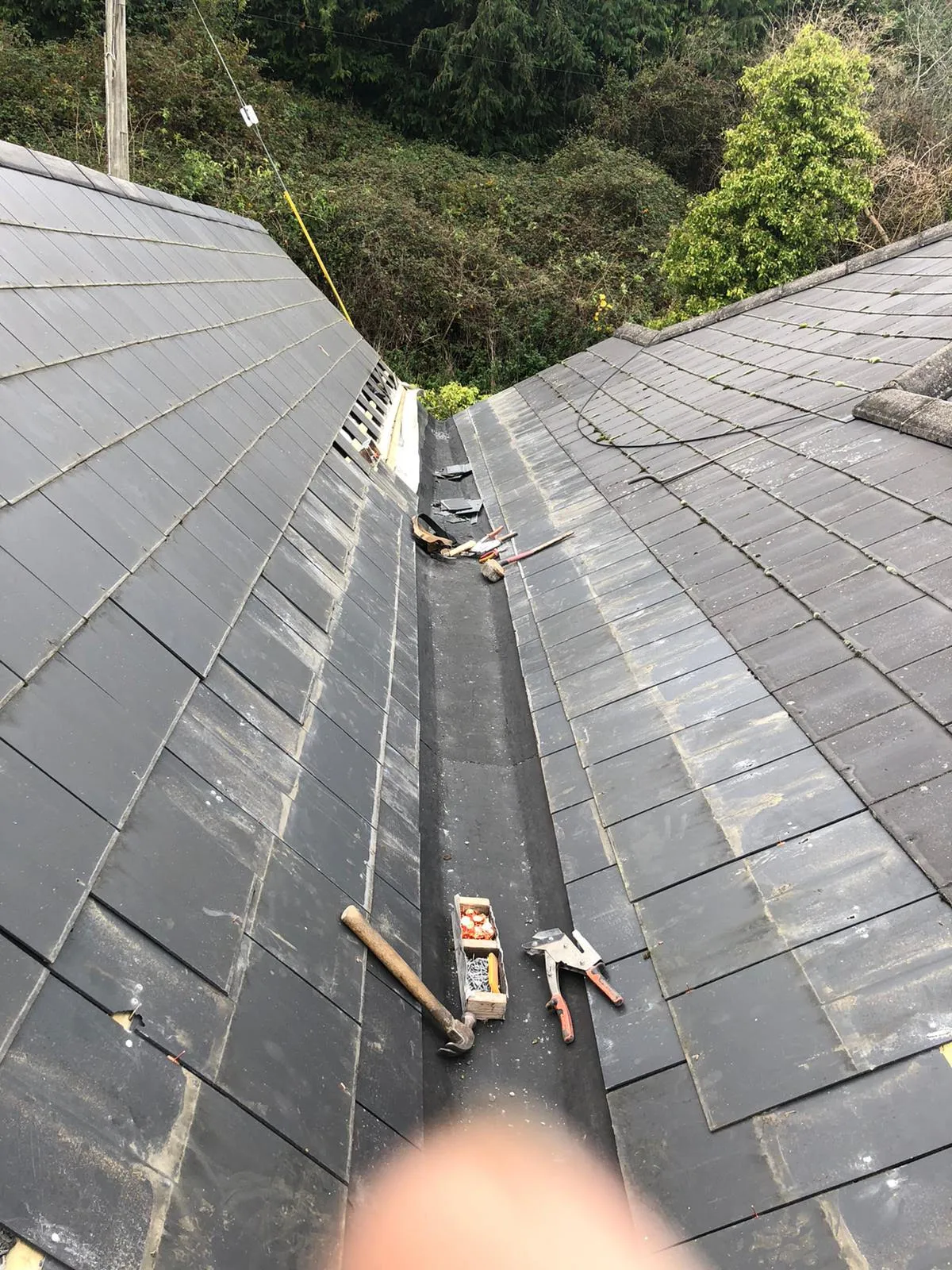 Leaking centre valley being replaced — photo 5